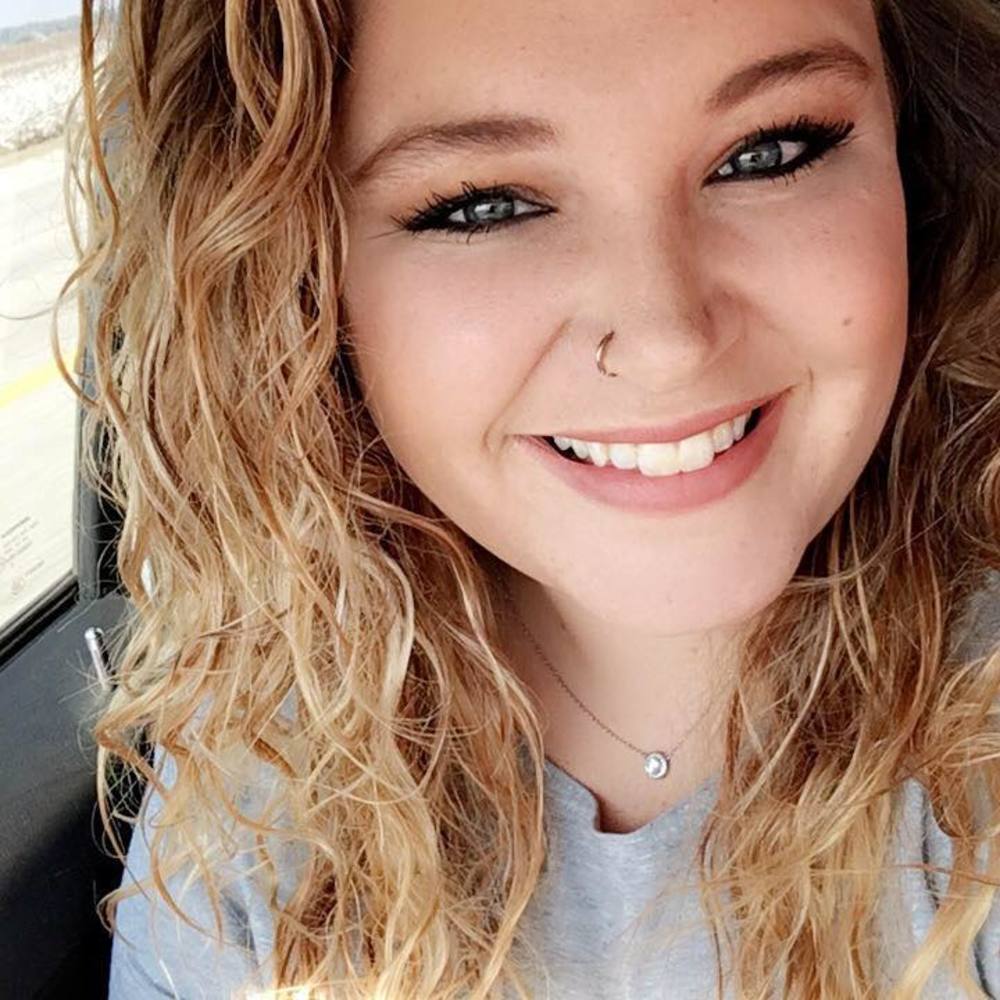 Meet your Posher, Abby